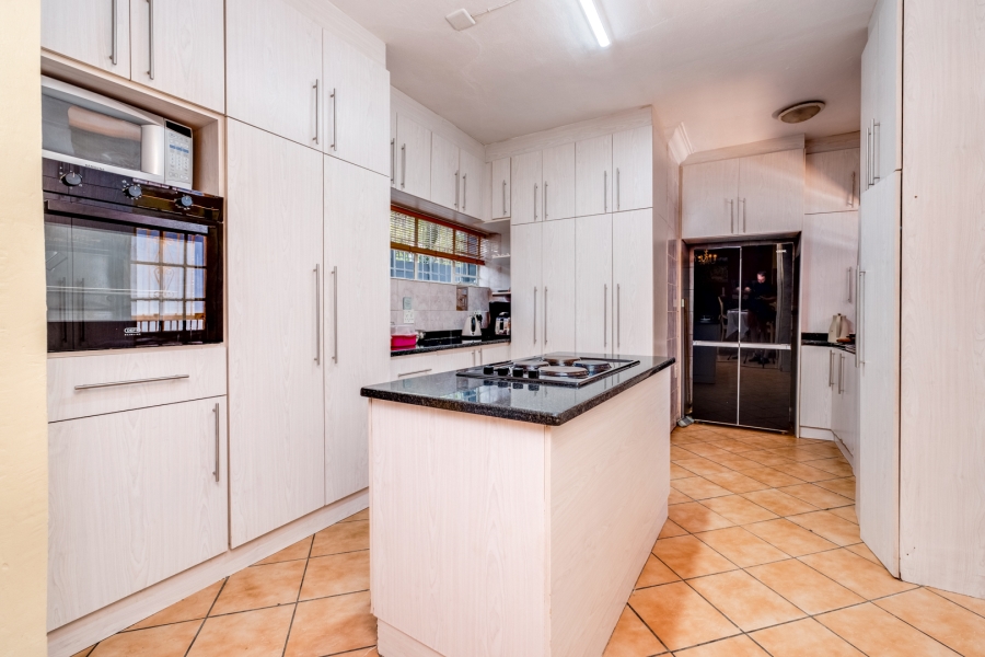 4 Bedroom Property for Sale in Rivonia Gauteng