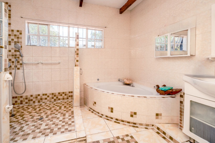 4 Bedroom Property for Sale in Rivonia Gauteng