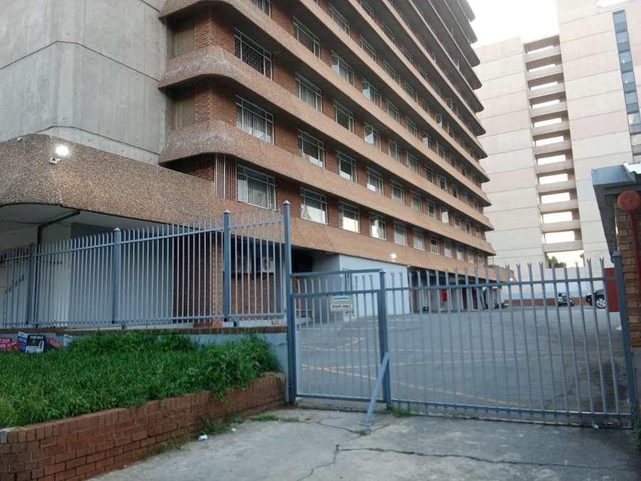 1 Bedroom Property for Sale in Hatfield Gauteng