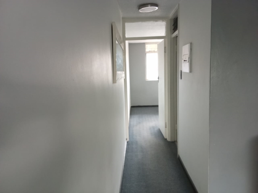 1 Bedroom Property for Sale in Hatfield Gauteng