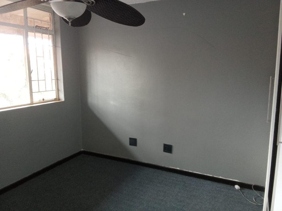 1 Bedroom Property for Sale in Hatfield Gauteng