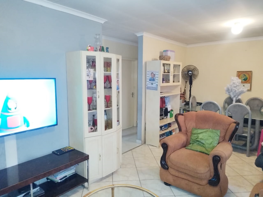 2 Bedroom Property for Sale in Birch Acres Gauteng