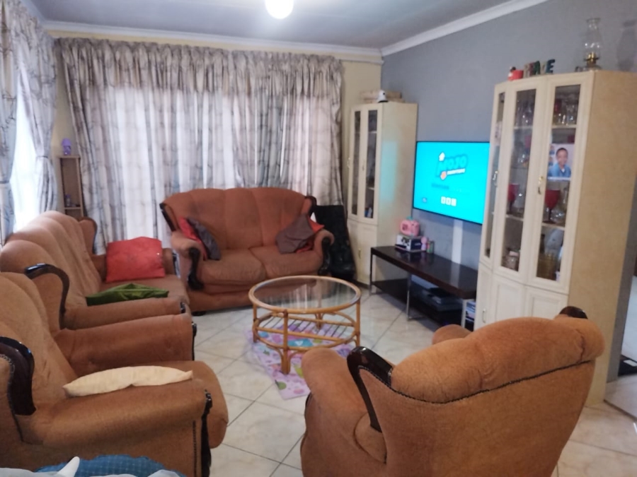 2 Bedroom Property for Sale in Birch Acres Gauteng
