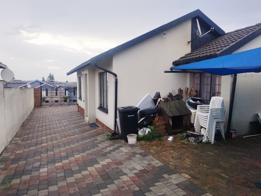 2 Bedroom Property for Sale in Birch Acres Gauteng