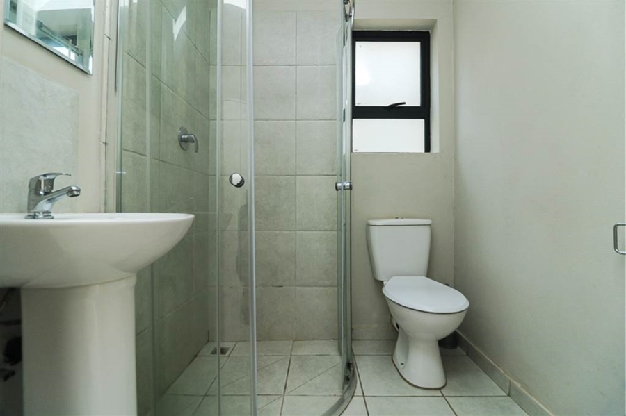 To Let 3 Bedroom Property for Rent in Kenleaf Gauteng