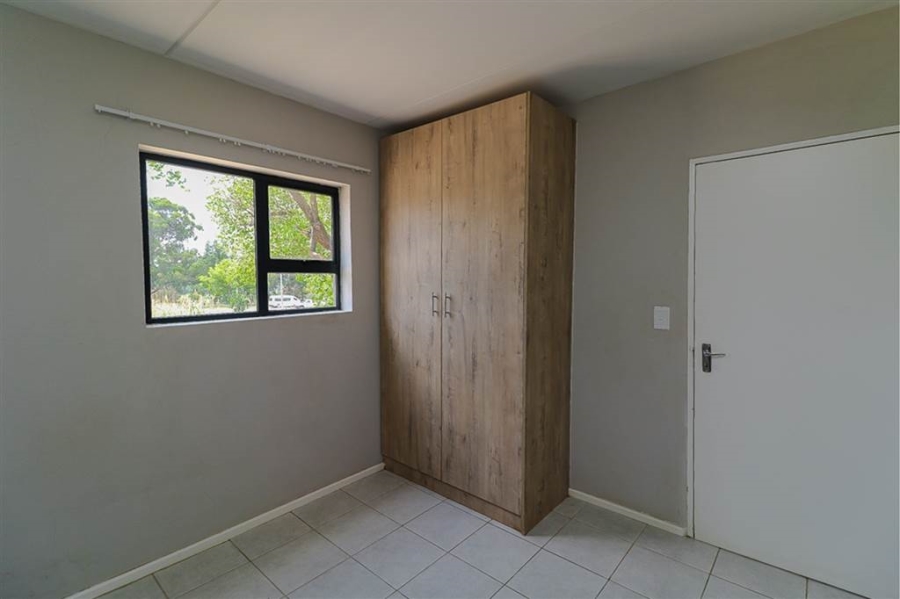 To Let 3 Bedroom Property for Rent in Kenleaf Gauteng