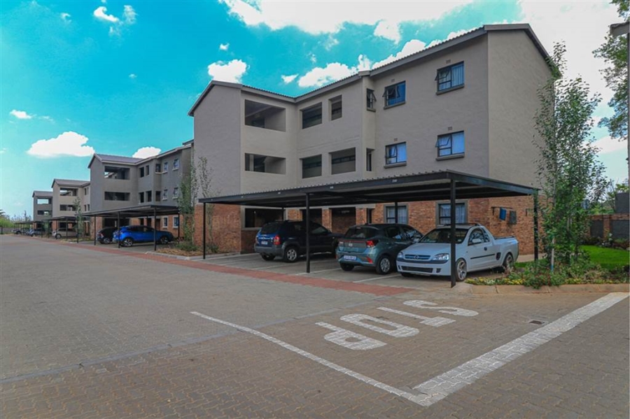 To Let 3 Bedroom Property for Rent in Kenleaf Gauteng