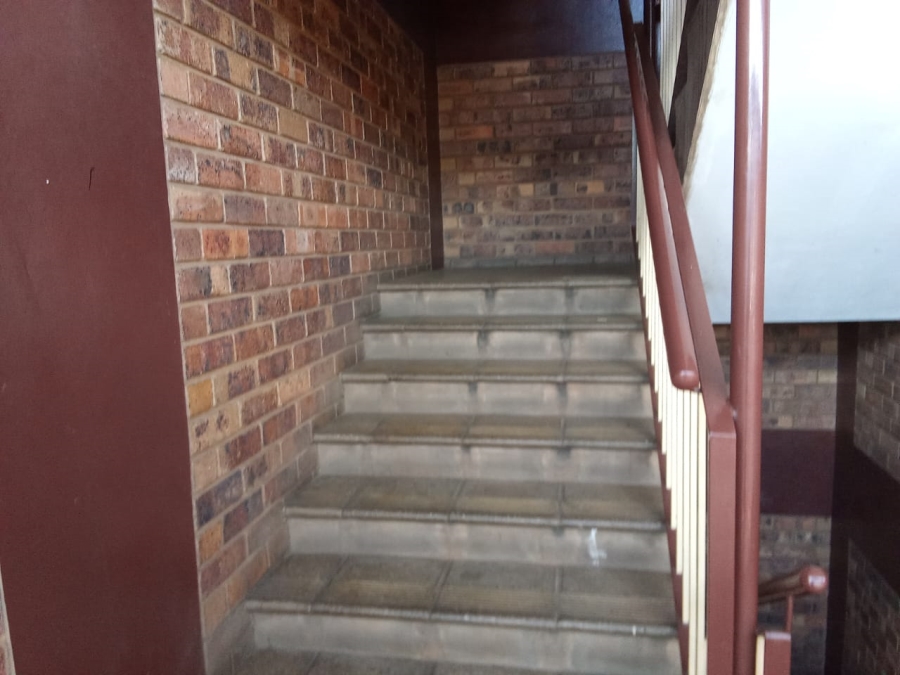 6 Bedroom Property for Sale in Sunnyside Gauteng