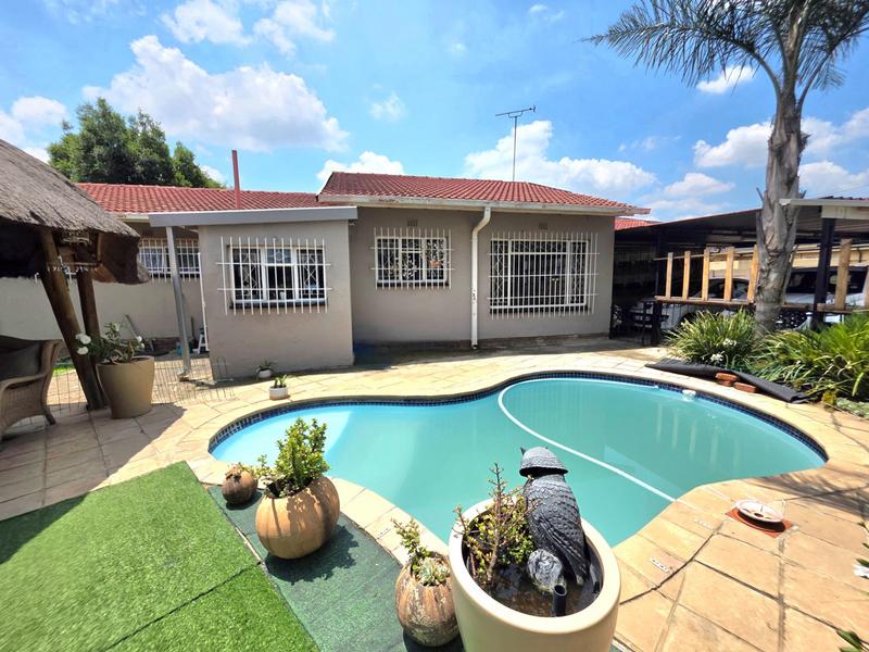 4 Bedroom Property for Sale in Freeway Park Gauteng