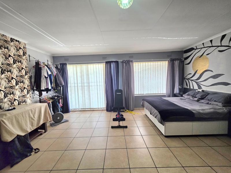 4 Bedroom Property for Sale in Freeway Park Gauteng