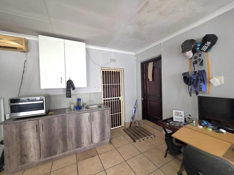 4 Bedroom Property for Sale in Freeway Park Gauteng