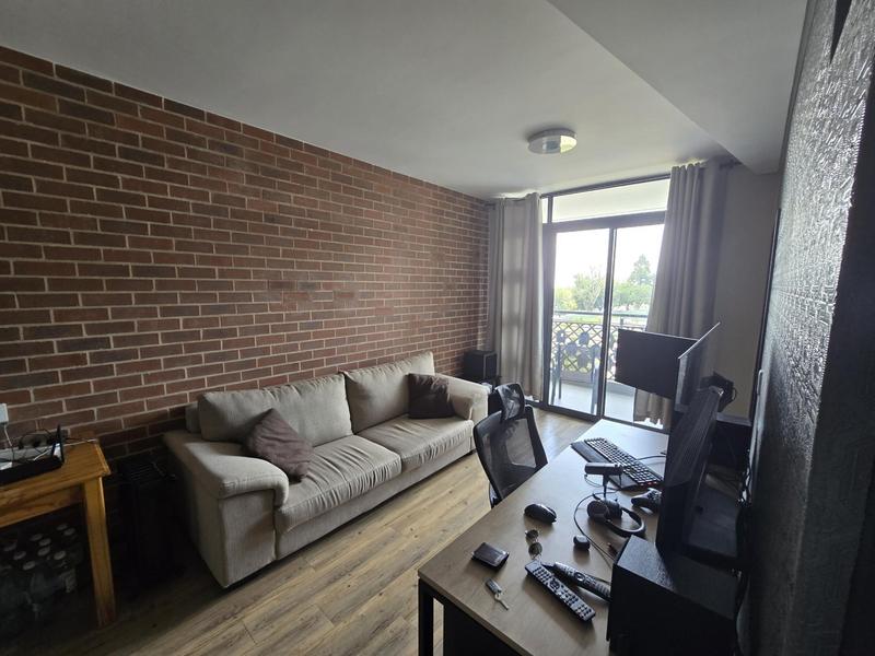 To Let 2 Bedroom Property for Rent in Rosebank Gauteng