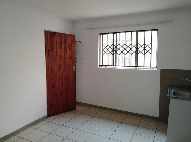 To Let 1 Bedroom Property for Rent in Protea Glen Gauteng