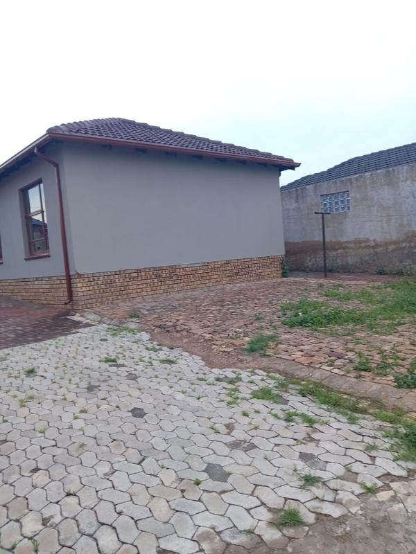 To Let 3 Bedroom Property for Rent in Mindalore Gauteng