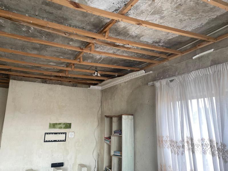 6 Bedroom Property for Sale in Moroka Gauteng