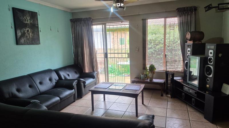 2 Bedroom Property for Sale in Terenure Gauteng
