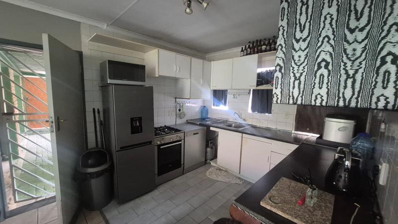 2 Bedroom Property for Sale in Terenure Gauteng