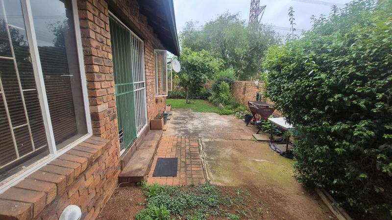 2 Bedroom Property for Sale in Terenure Gauteng