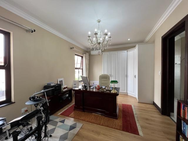 To Let 4 Bedroom Property for Rent in Morningside Gauteng