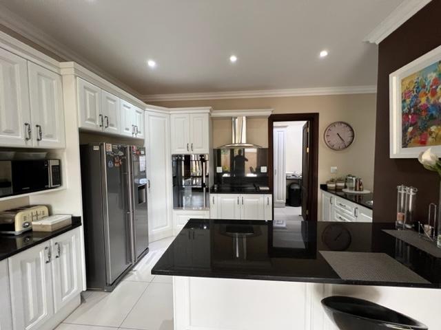 To Let 4 Bedroom Property for Rent in Morningside Gauteng