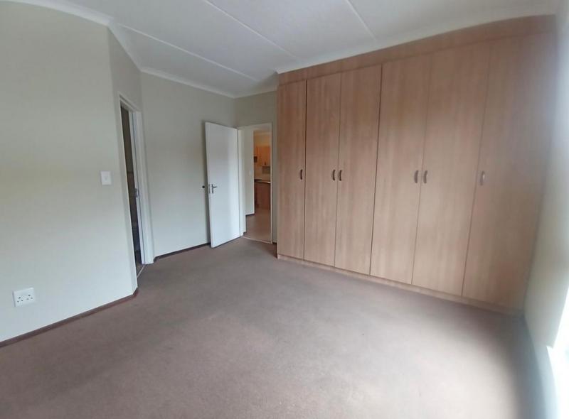 2 Bedroom Property for Sale in Noordwyk Gauteng