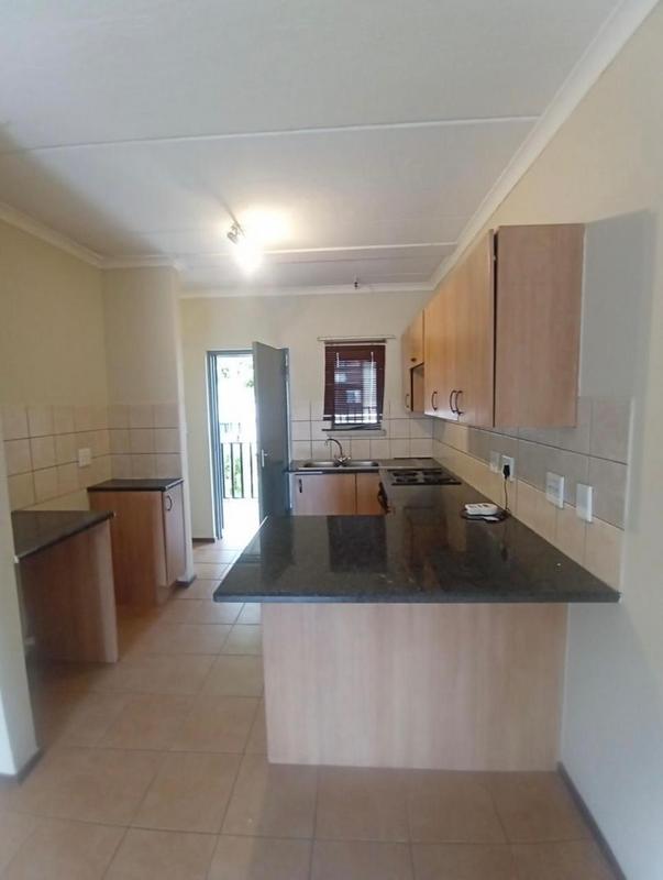 2 Bedroom Property for Sale in Noordwyk Gauteng
