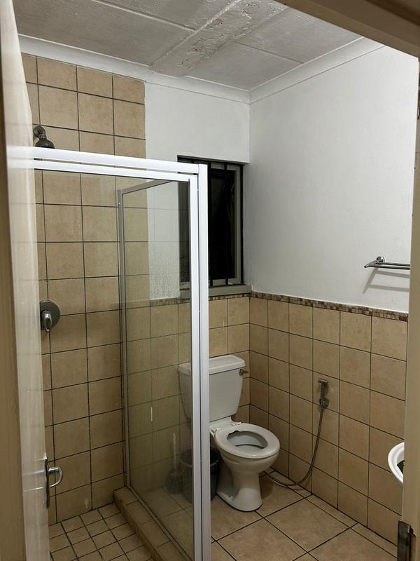 2 Bedroom Property for Sale in Noordwyk Gauteng