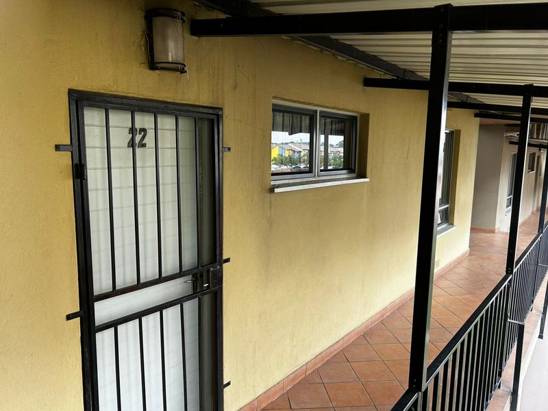 2 Bedroom Property for Sale in Noordwyk Gauteng