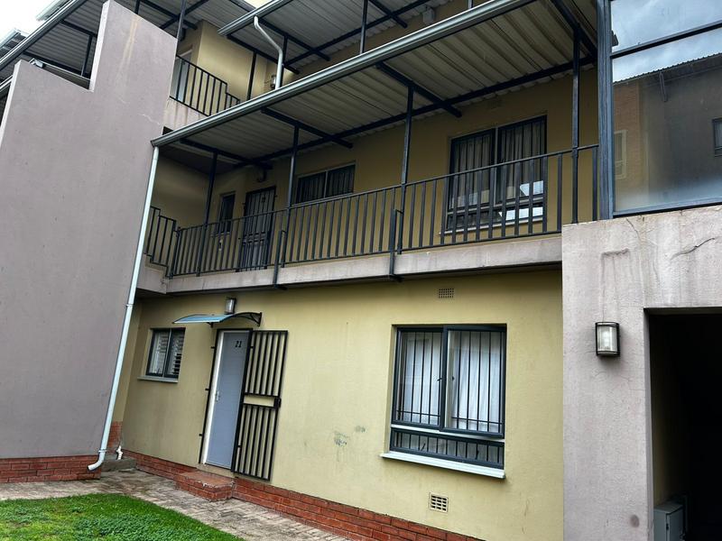 2 Bedroom Property for Sale in Noordwyk Gauteng