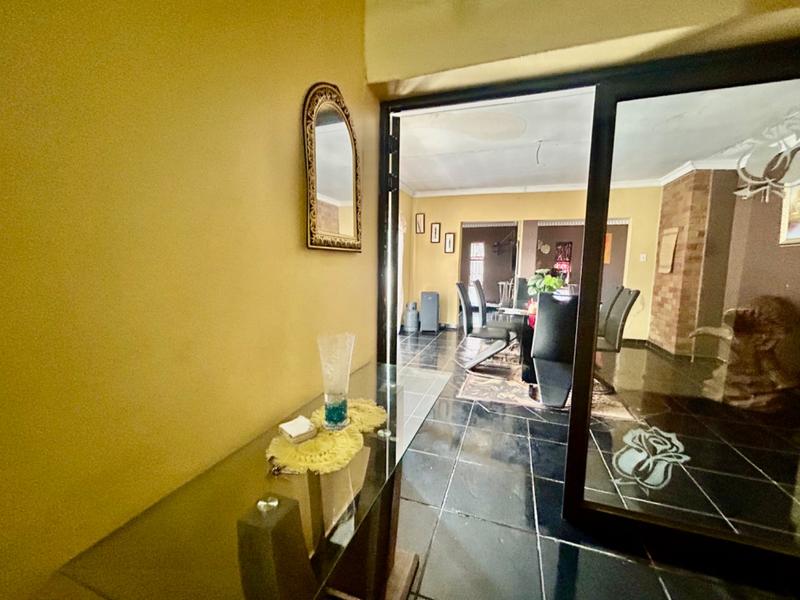 4 Bedroom Property for Sale in Vanderbijlpark CE 4 Gauteng