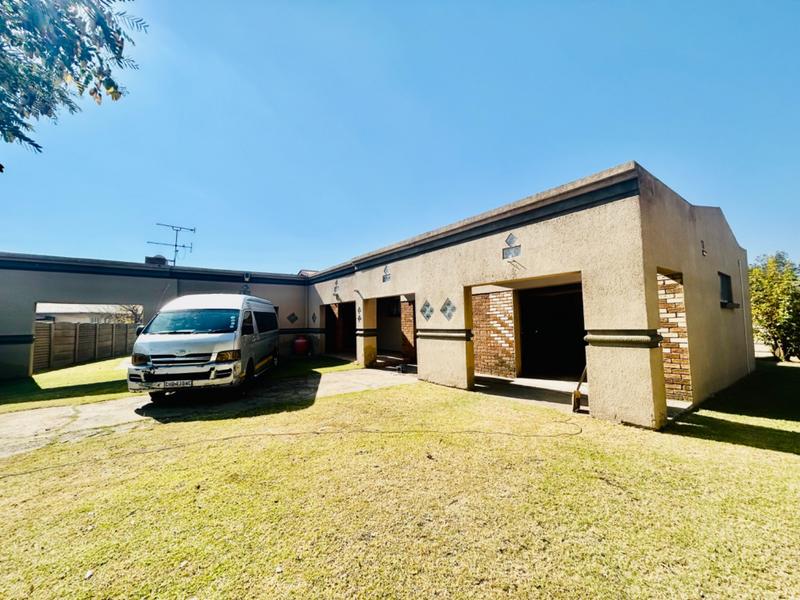 3 Bedroom Property for Sale in Vanderbijlpark CE 4 Gauteng