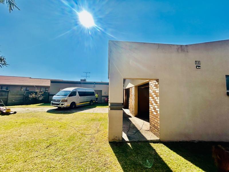 3 Bedroom Property for Sale in Vanderbijlpark CE 4 Gauteng