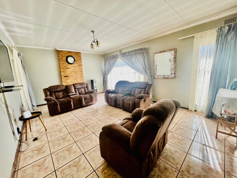 3 Bedroom Property for Sale in Vanderbijlpark CE 4 Gauteng