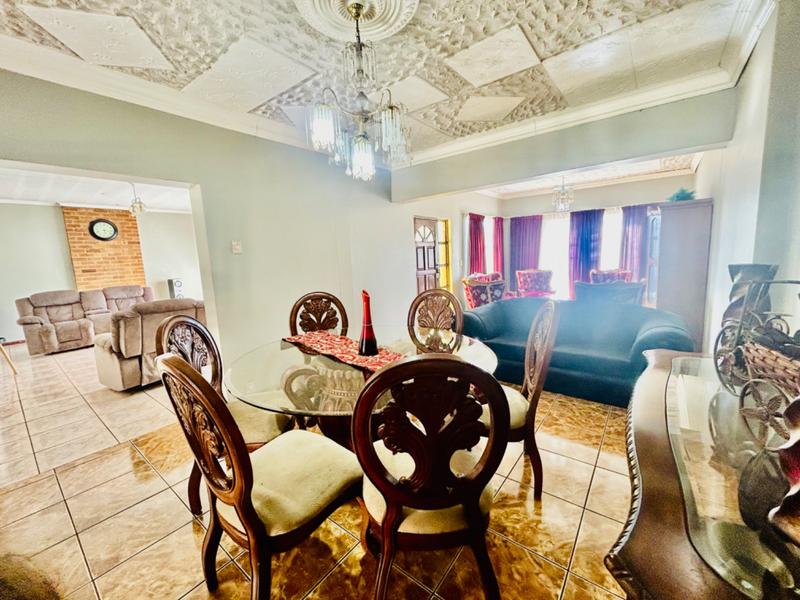 3 Bedroom Property for Sale in Vanderbijlpark CE 4 Gauteng