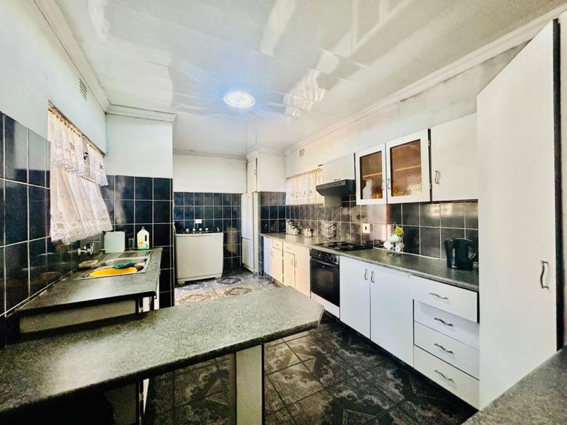 3 Bedroom Property for Sale in Vanderbijlpark CE 4 Gauteng