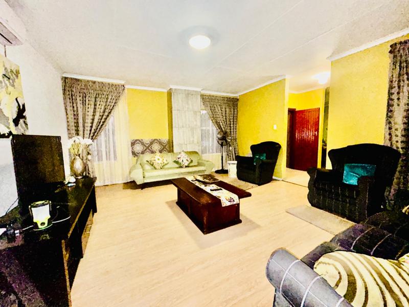 3 Bedroom Property for Sale in Vanderbijlpark CE 4 Gauteng