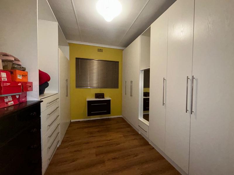 3 Bedroom Property for Sale in Vanderbijlpark CE 4 Gauteng