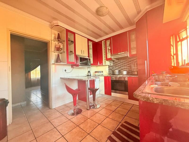 3 Bedroom Property for Sale in Vanderbijlpark CW 5 Gauteng
