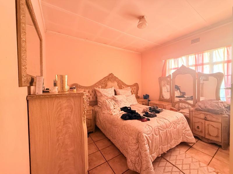 3 Bedroom Property for Sale in Vanderbijlpark CW 5 Gauteng