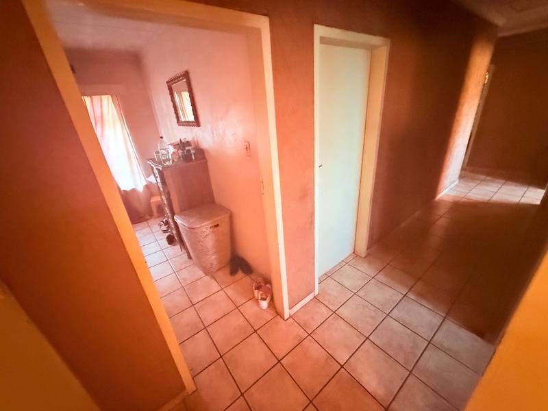 3 Bedroom Property for Sale in Vanderbijlpark CW 5 Gauteng