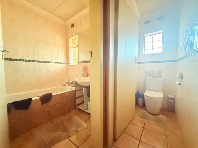 3 Bedroom Property for Sale in Vanderbijlpark CW 5 Gauteng