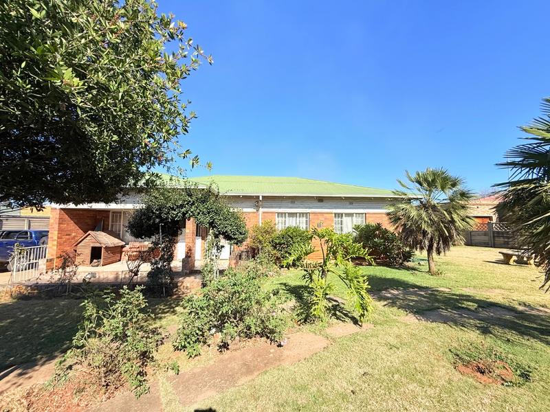 3 Bedroom Property for Sale in Vanderbijlpark Cw 6 Gauteng