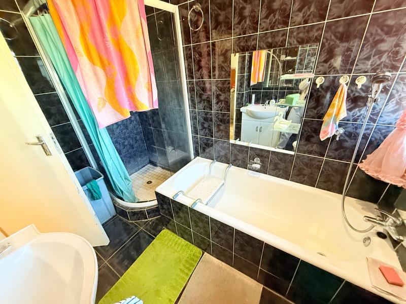 3 Bedroom Property for Sale in Vanderbijlpark Cw 6 Gauteng