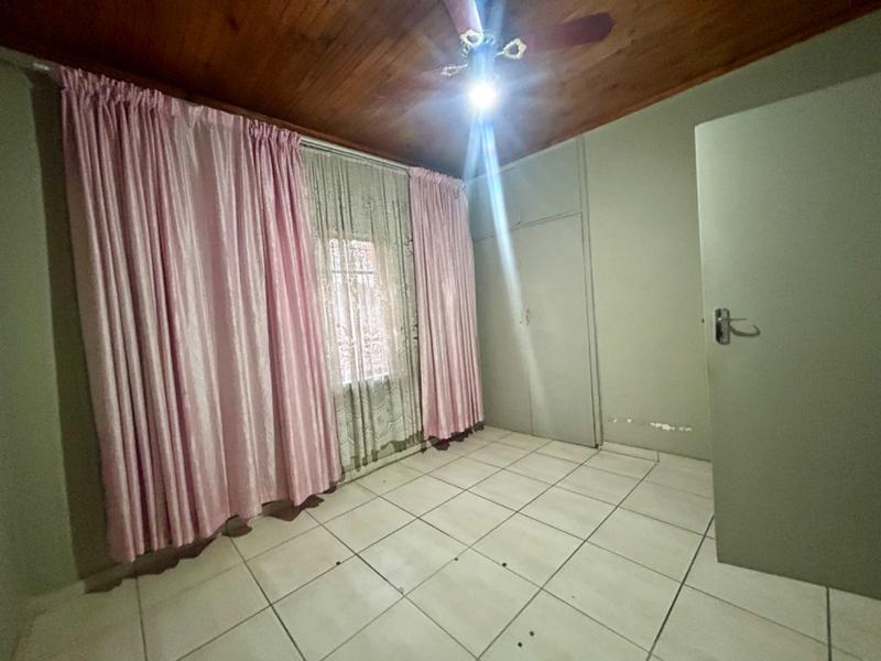 3 Bedroom Property for Sale in Vanderbijlpark Cw 6 Gauteng