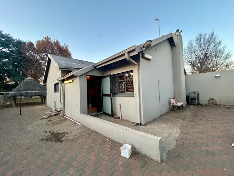 3 Bedroom Property for Sale in Vanderbijlpark Cw 6 Gauteng