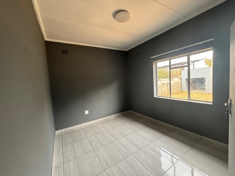 9 Bedroom Property for Sale in Vanderbijlpark Cw 6 Gauteng