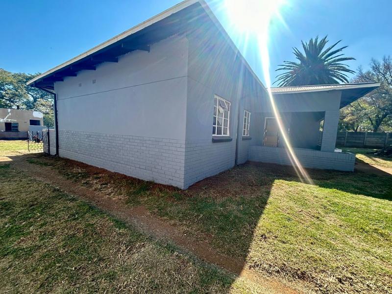 9 Bedroom Property for Sale in Vanderbijlpark Cw 6 Gauteng