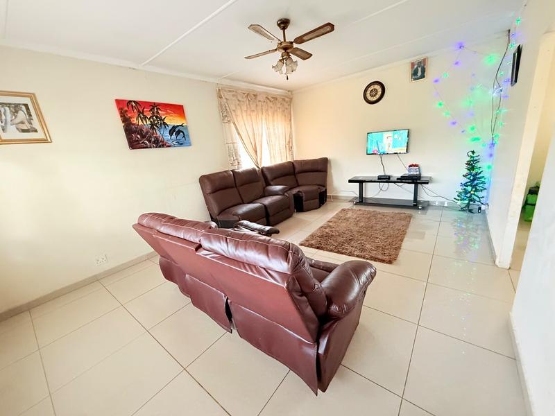 3 Bedroom Property for Sale in Vanderbijlpark SE 1 Gauteng