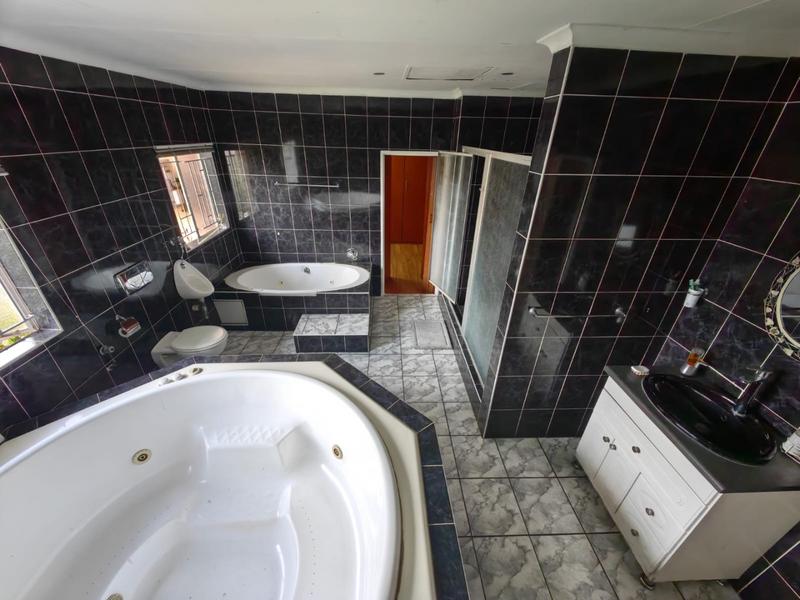 4 Bedroom Property for Sale in Vanderbijlpark SE 1 Gauteng
