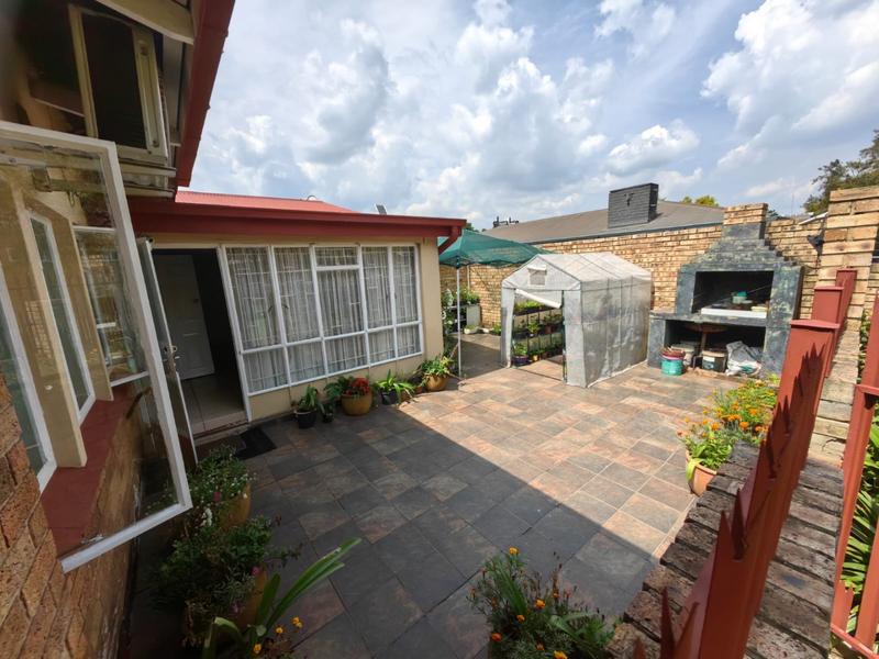 4 Bedroom Property for Sale in Vanderbijlpark SE 1 Gauteng